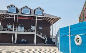 Alishan Hotel Kantabanji